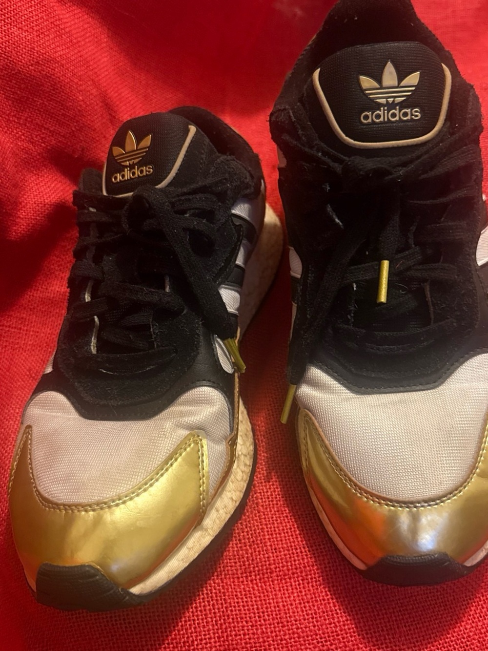 adidas Women’s Black, White & Gold Retro Runner Sneakers